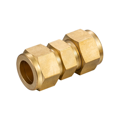 KI卡套式联管直通